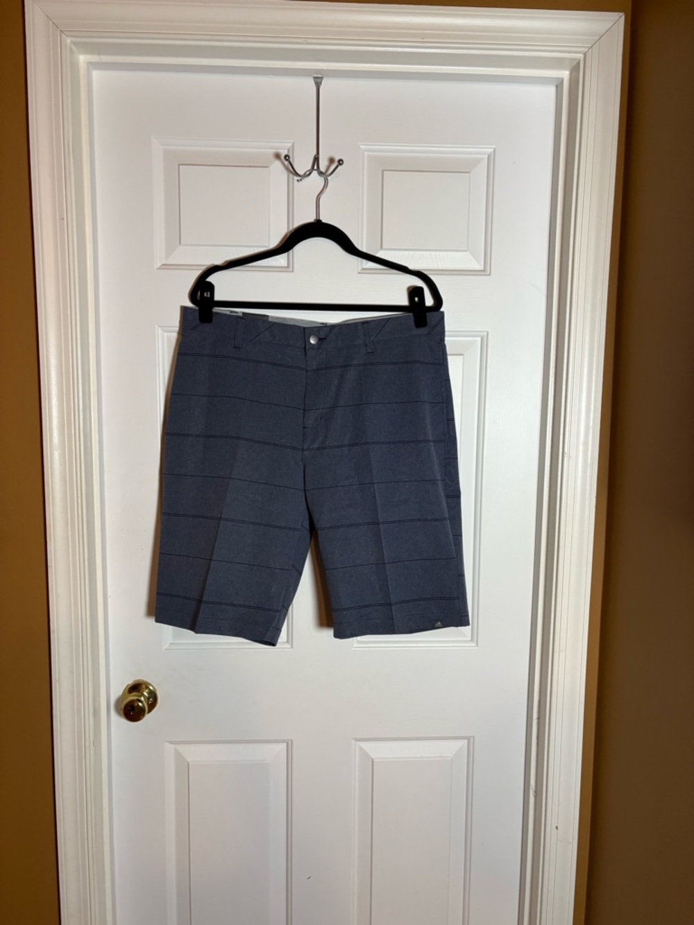 Men's Gray Patterned Golf Shorts - Classic Comfort